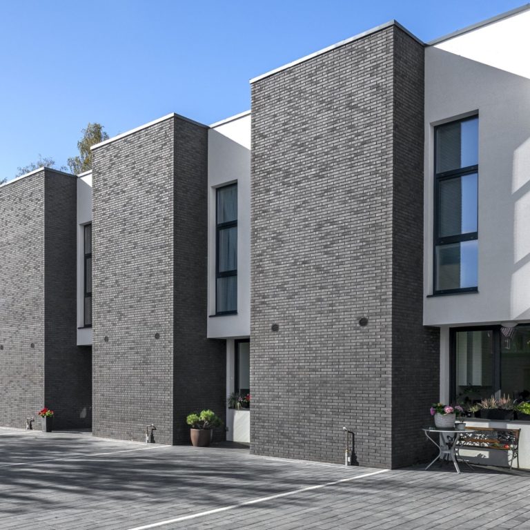 Feldhaus, Referenzbau mit Klinker Riemchen Litauen R736DF