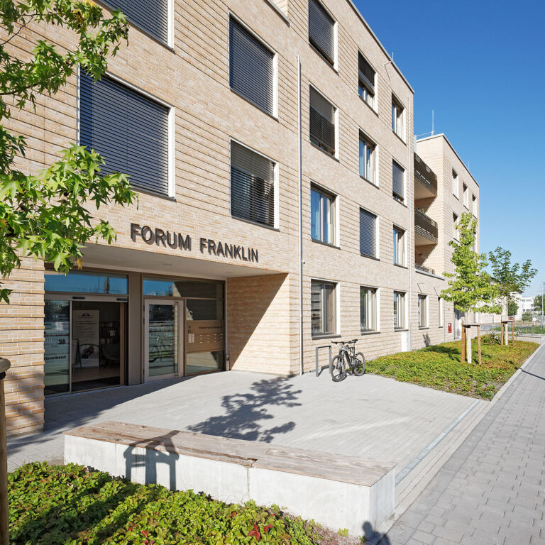 Referenzbau mit Klinker Riemchen Deutschland, Mannheim R762LDF und R762DF