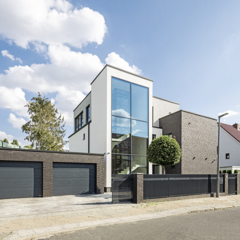 Referenzbau mit Klinker Riemchen Deutschland, Berlin R737NF