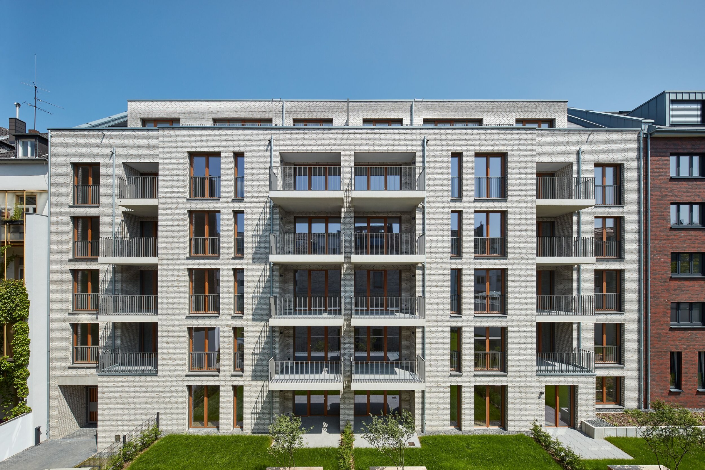 Referenzbau mit Feldhaus Verblendklinker