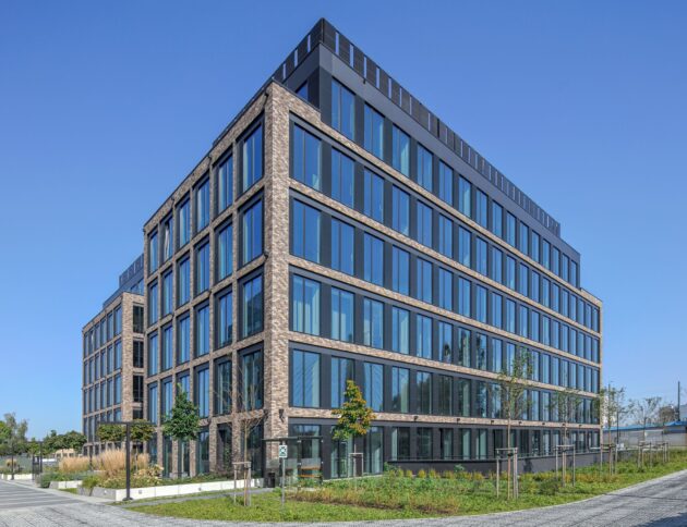 Feldhaus, Referenzbau mit Klinker Riemchen